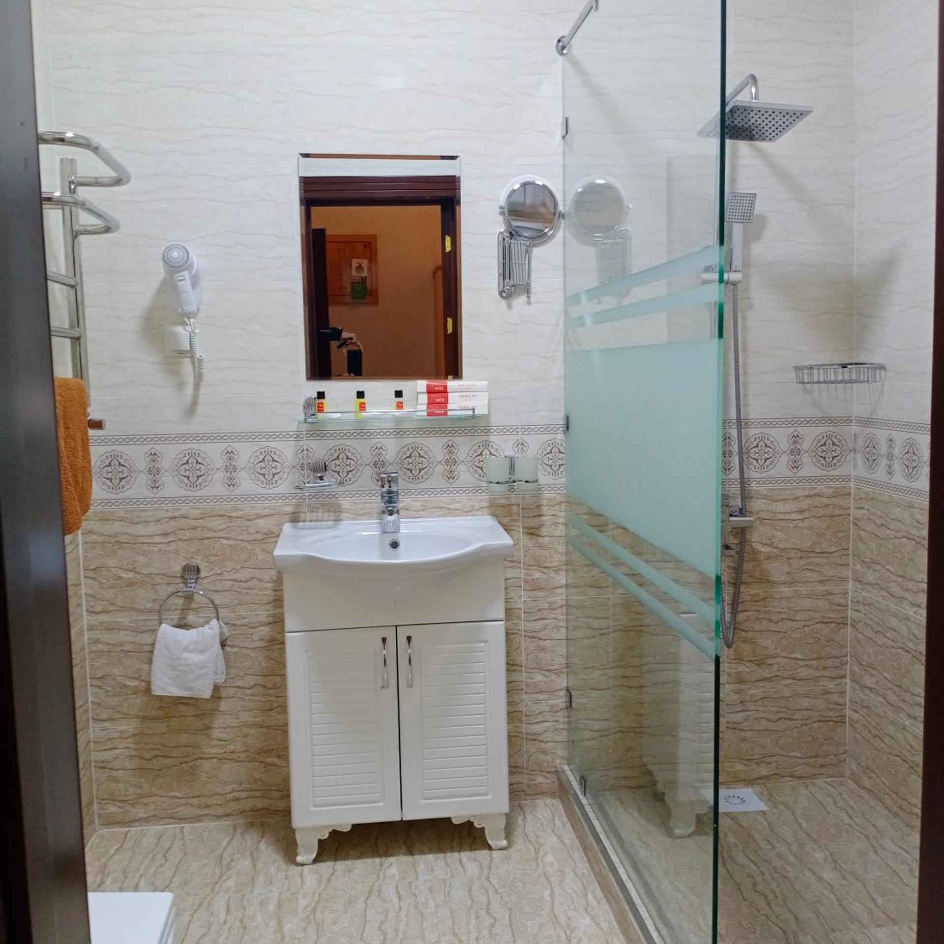Asia Bukhara Hotel 45/48