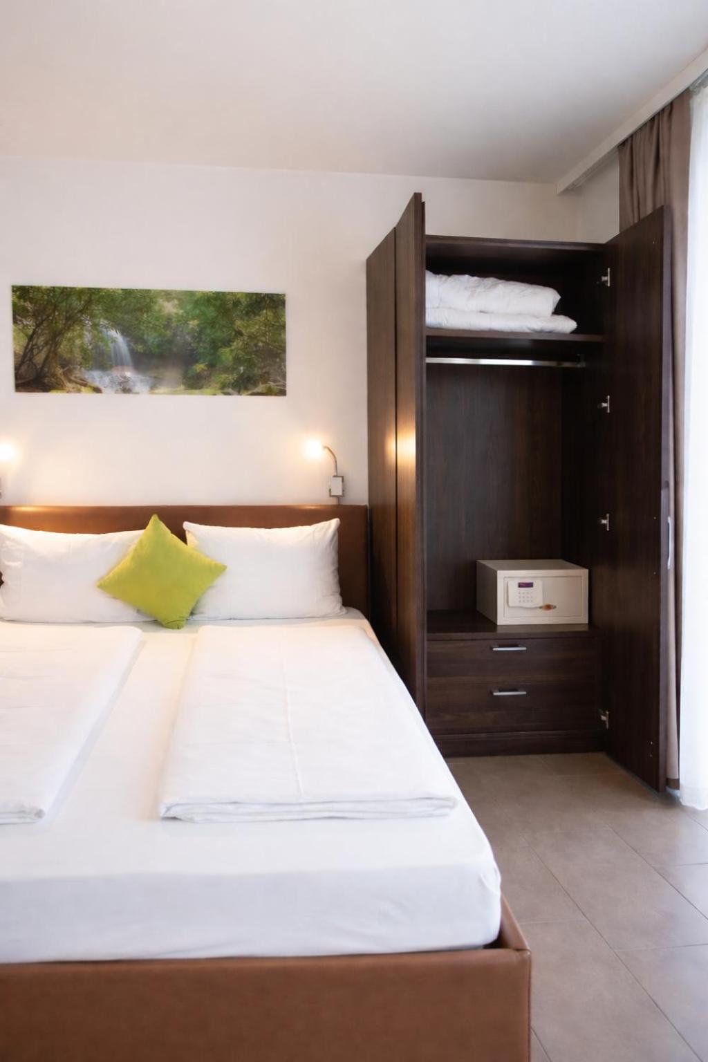 Studio, Apartment, Bayers Boardinghouse & Hotel 4/10