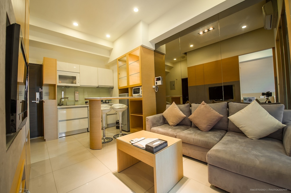 CH Service Apartment 28/48