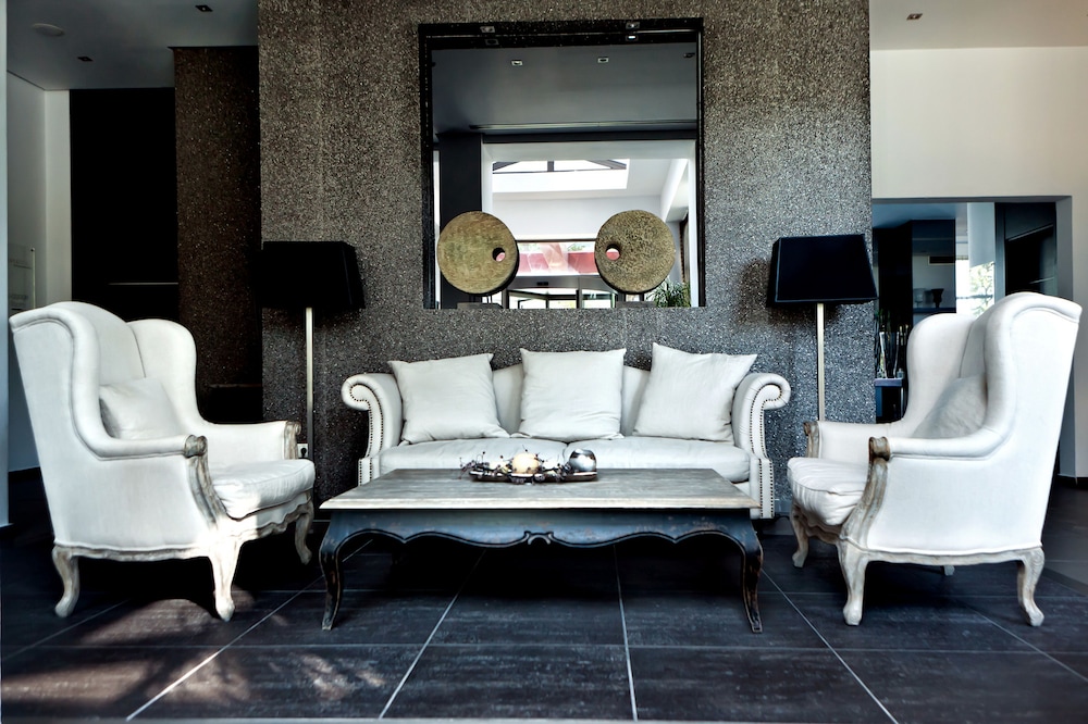 Olympus Thea Boutique Hotel & Spa 33/43