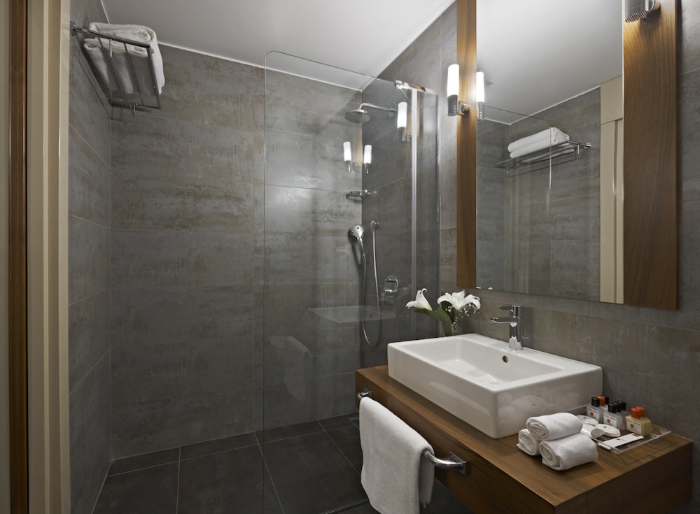 Four Points Flex by Sheraton Istanbul Taksim Square 19/54