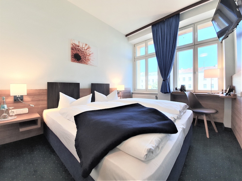 Melarose Feng Shui Hotel 23/64