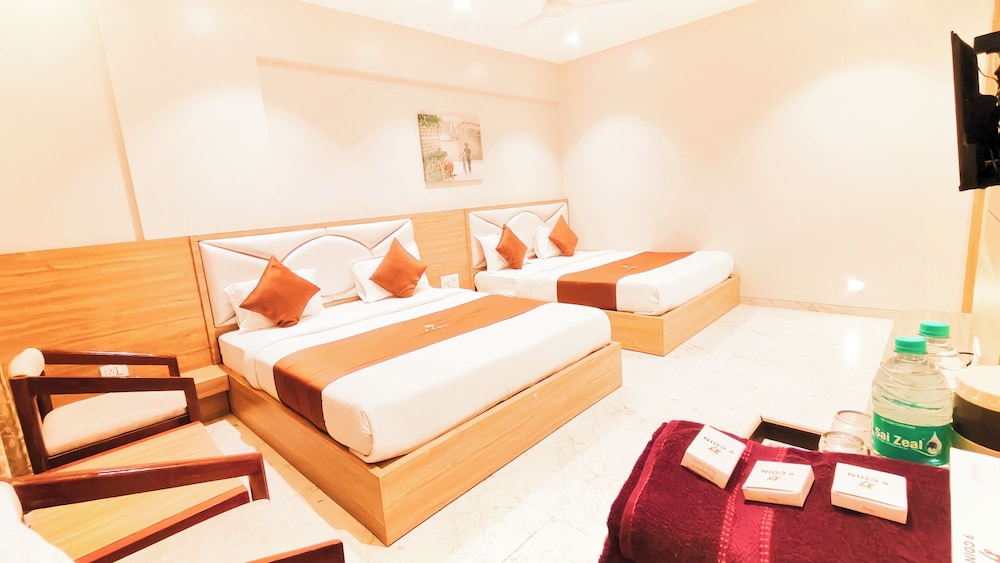 Hotel 9 Coin 12/48