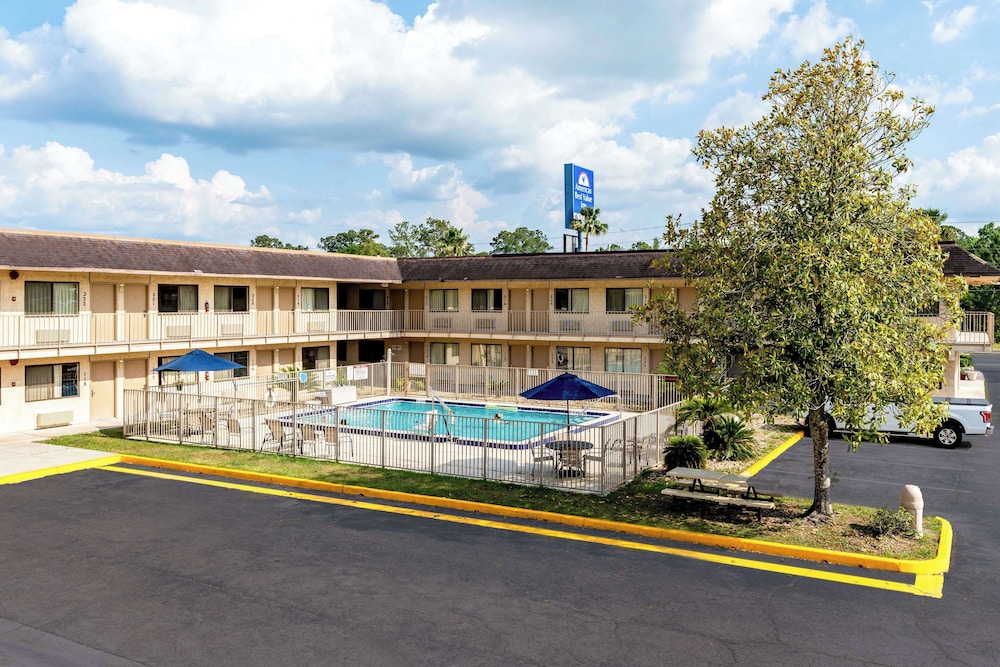 Americas Best Value Inn Lake City 39/45