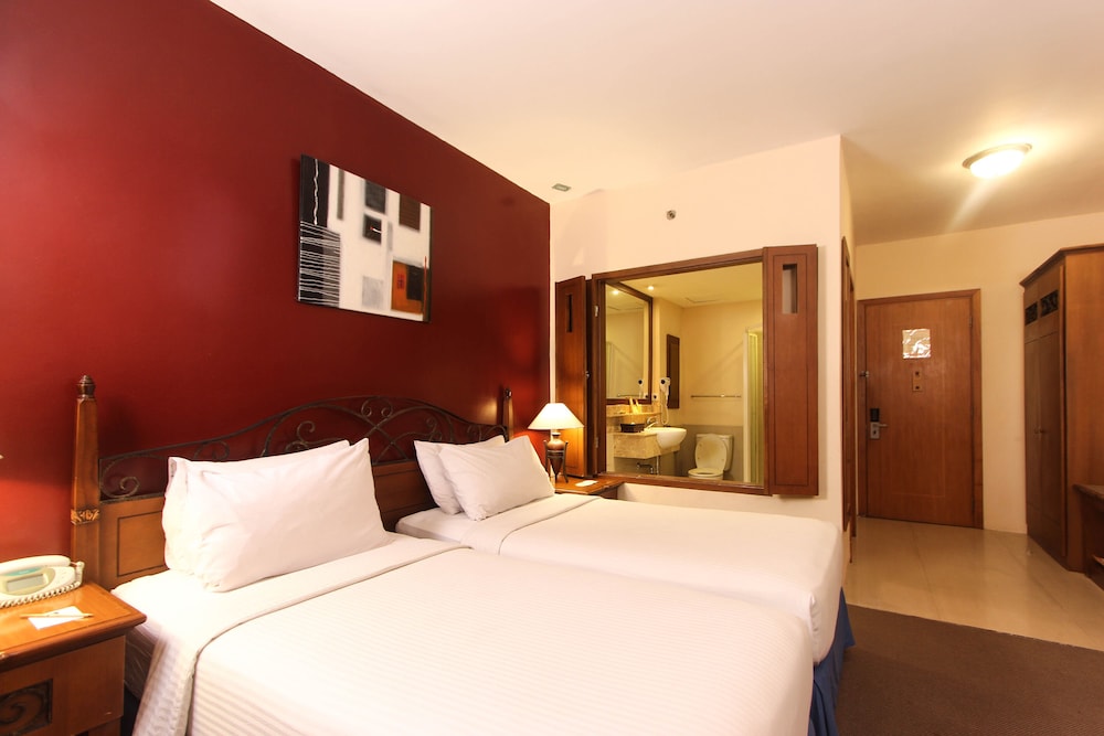 The Jayakarta Suites Bandung 28/71