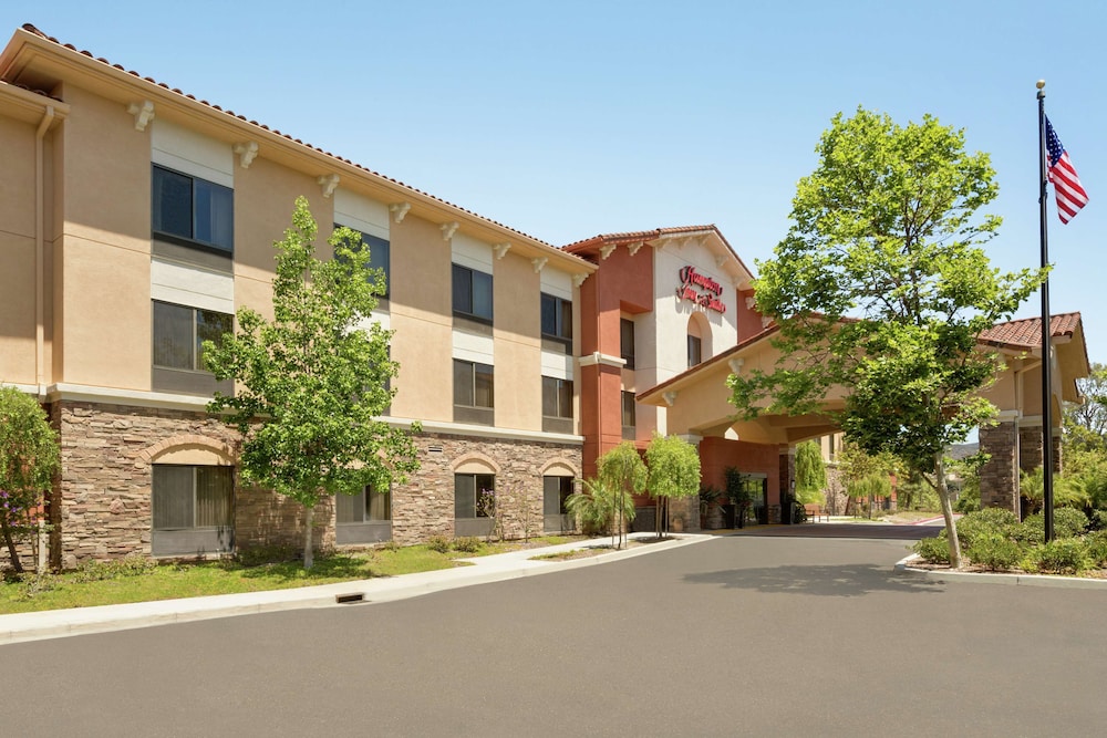 Hampton Inn & Suites Thousand Oaks 3/58