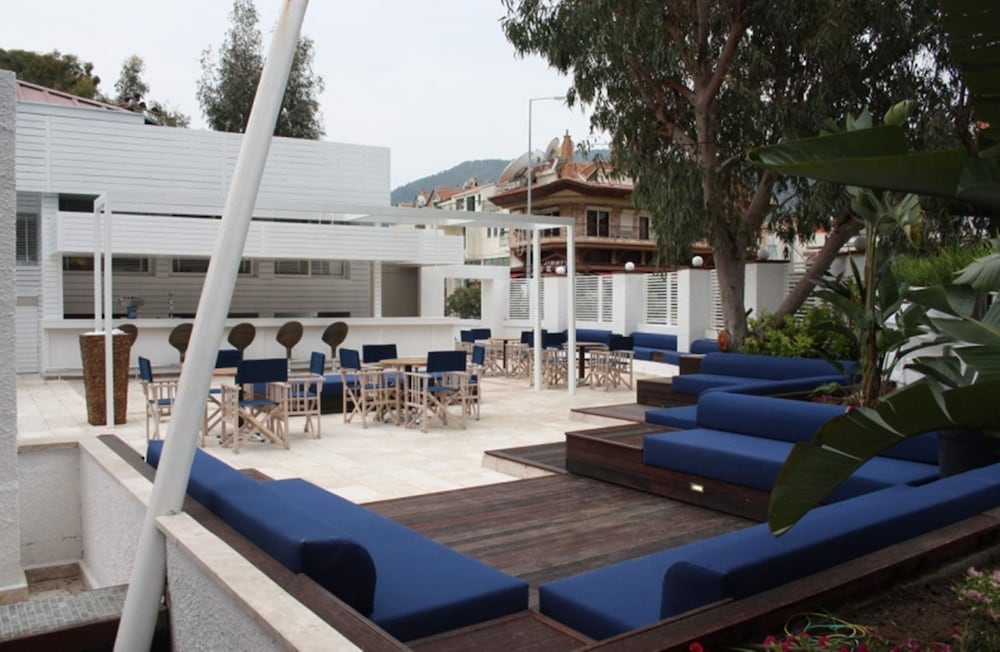 Club Munamar Beach Resort 23/24