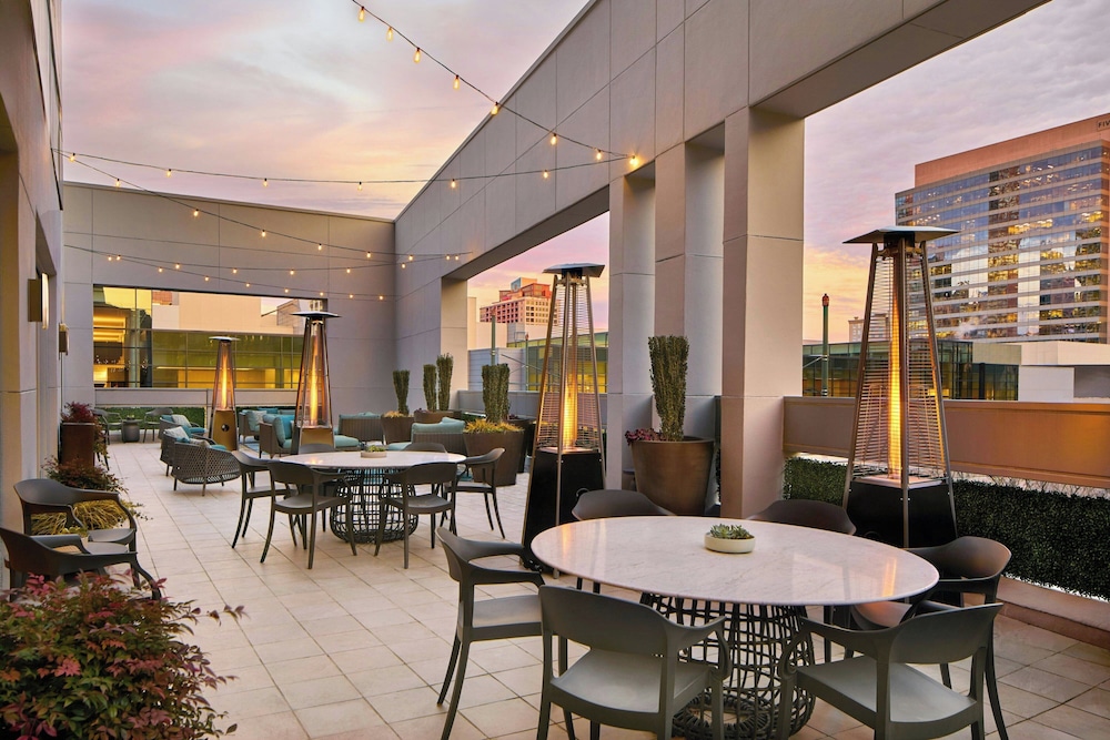 The Westin Charlotte 48/67