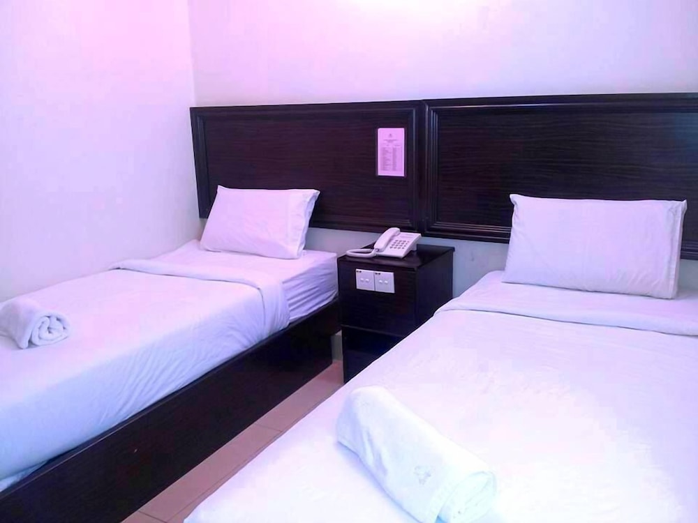 Hotel Bintang Indah 12/34