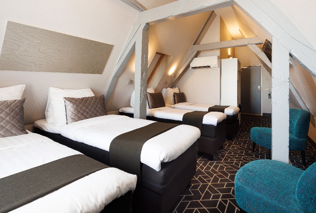 Room, Quadruple, Attic، Hotel CC 2/4