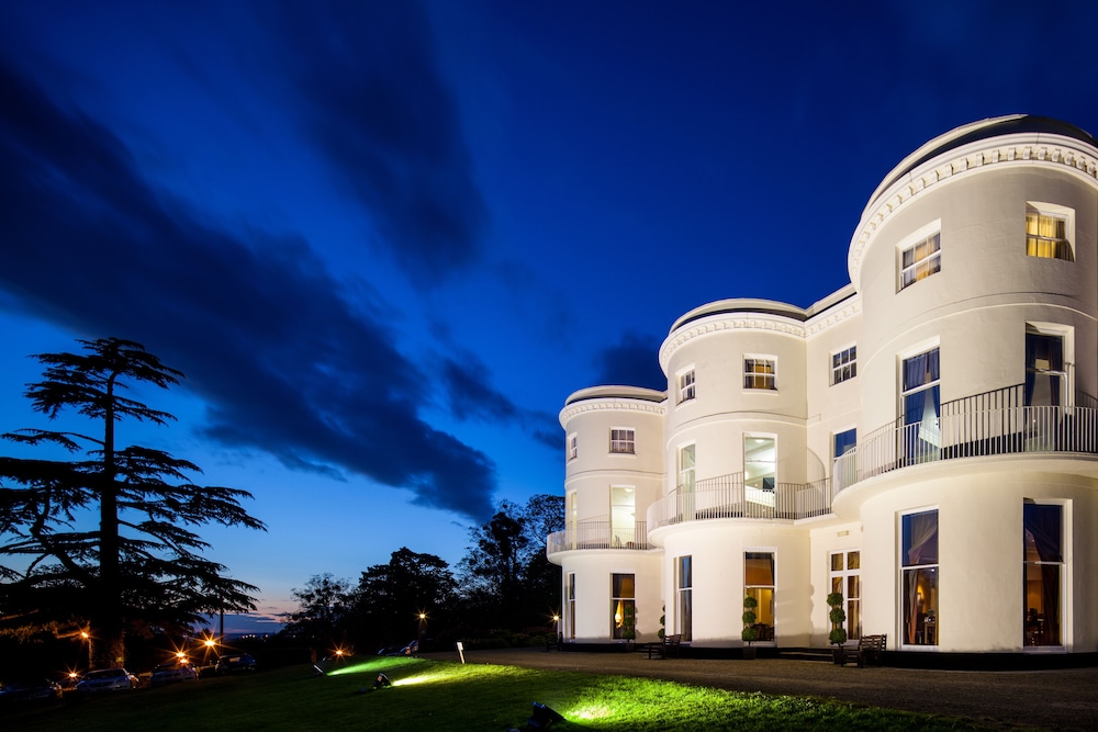 Mercure Gloucester Bowden Hall Hotel 6/70