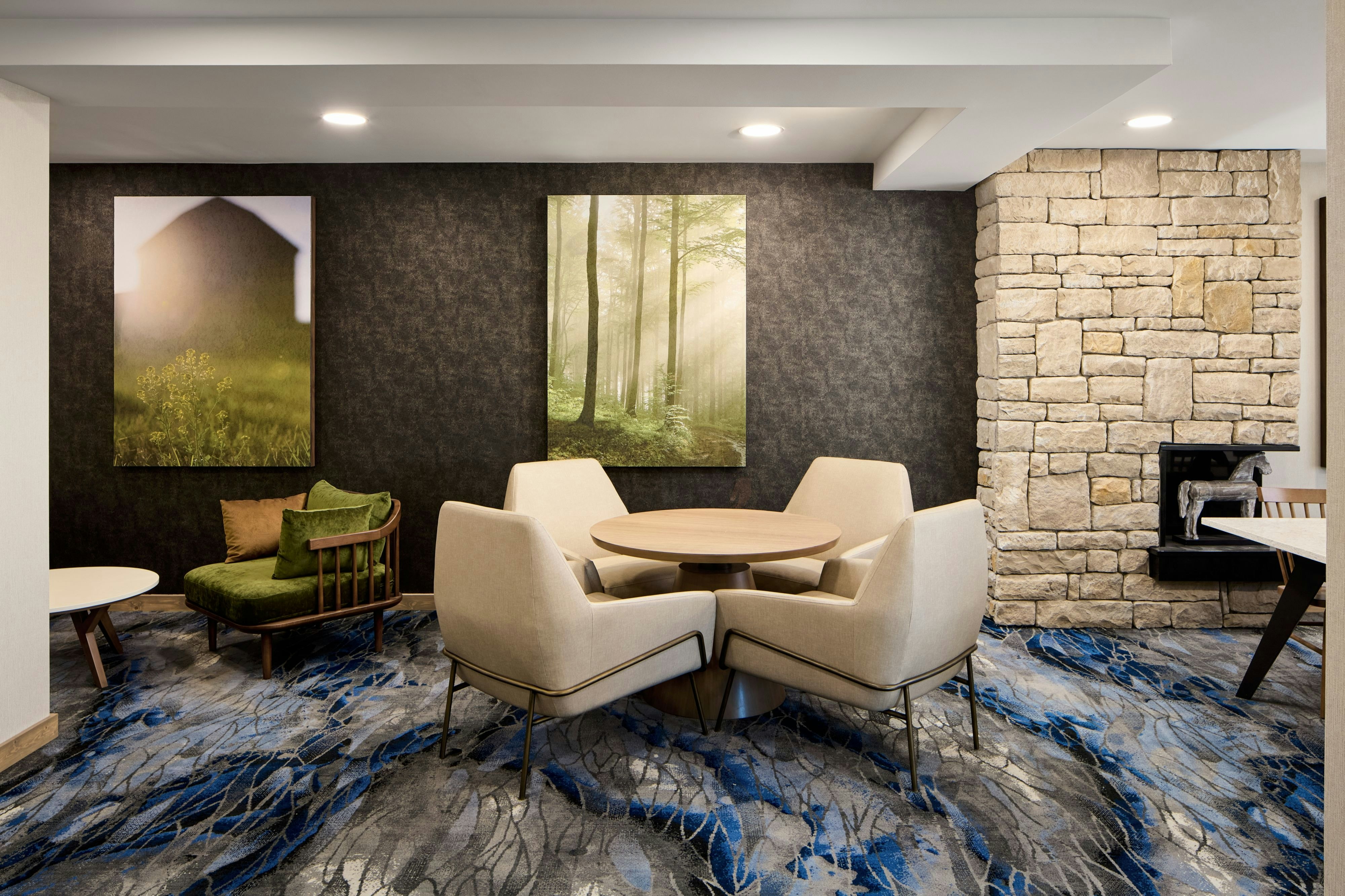 Fairfield Inn Suites By Marriott Cleveland Avon 6/22
