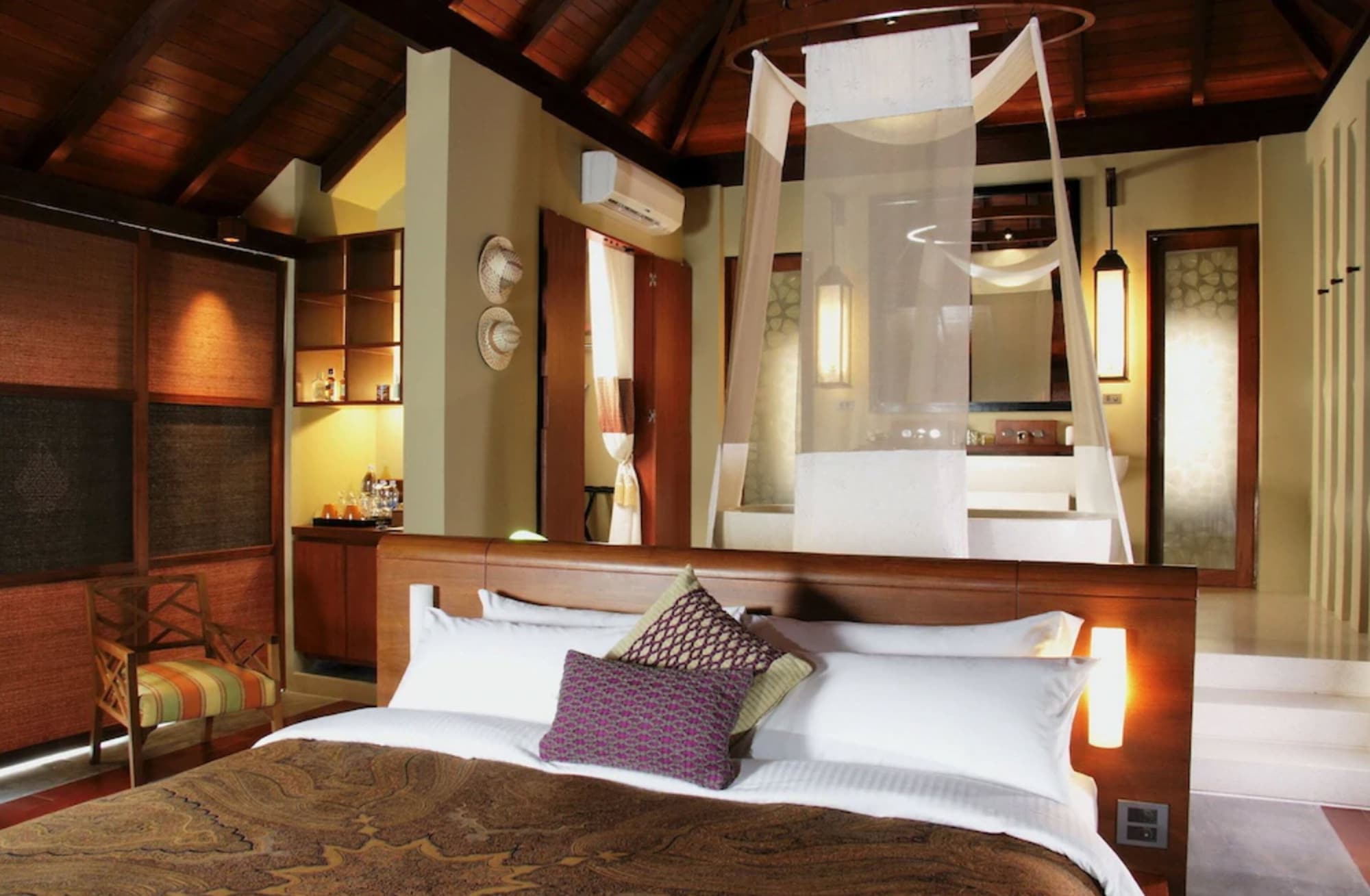 Treetop Duplex Pool Villa (200 sqm)
