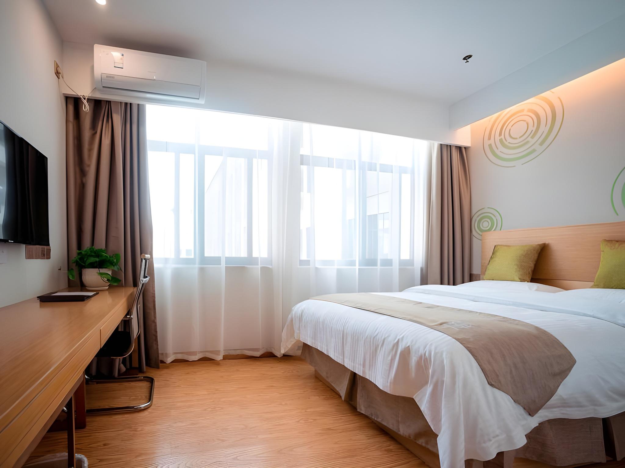 GUEST ROOM, DOUBLE BED