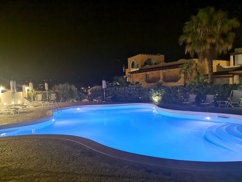 Hotel Bougainville 43/50
