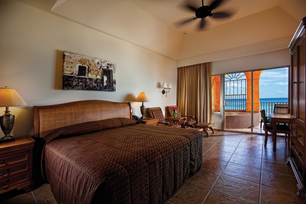 The Royal Haciendas All Inclusive 14/50