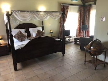Bridal, Mahogany, Superior, Suite