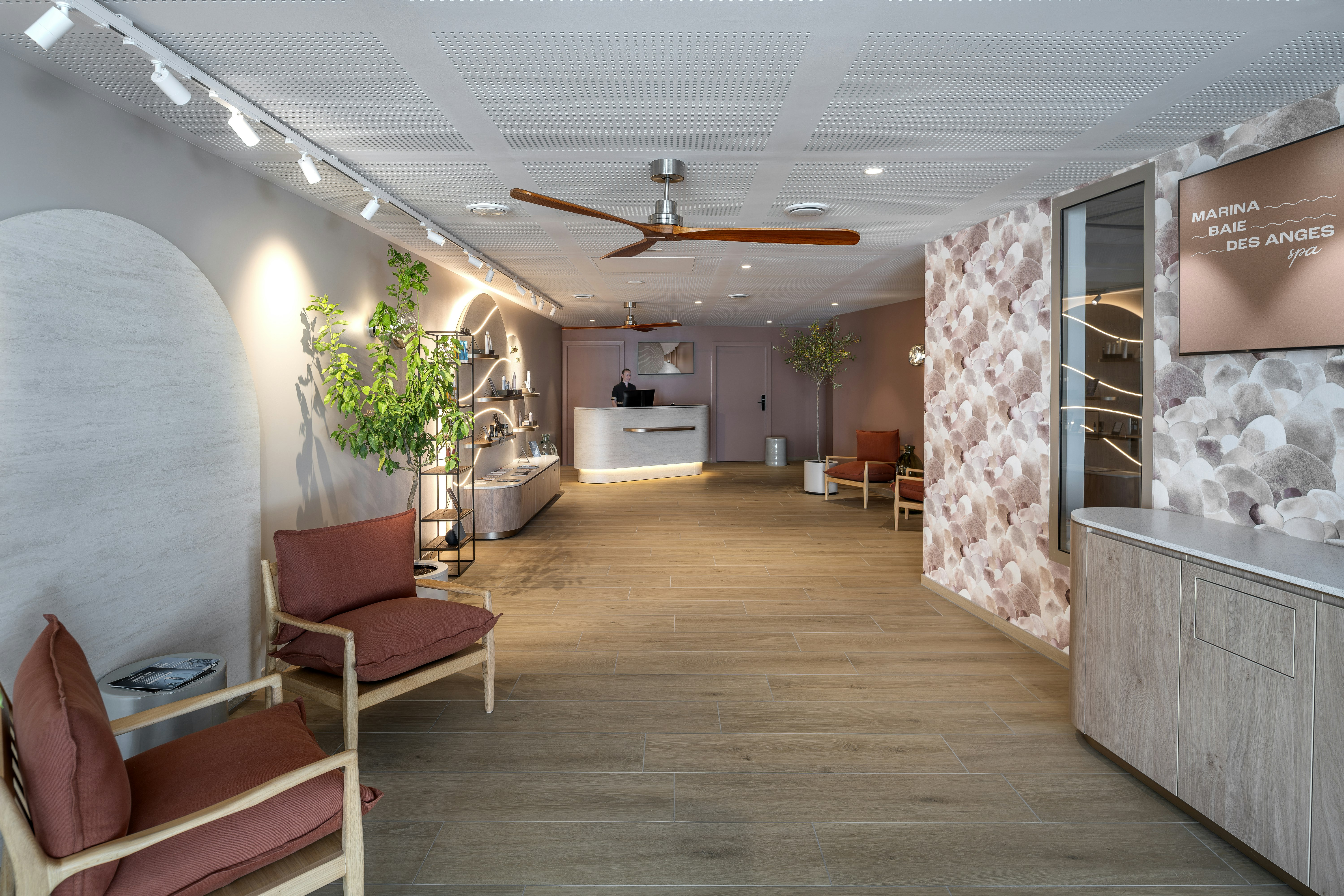 Marina Bay Riviera Hotel, Curio Collection by Hilton 33/54