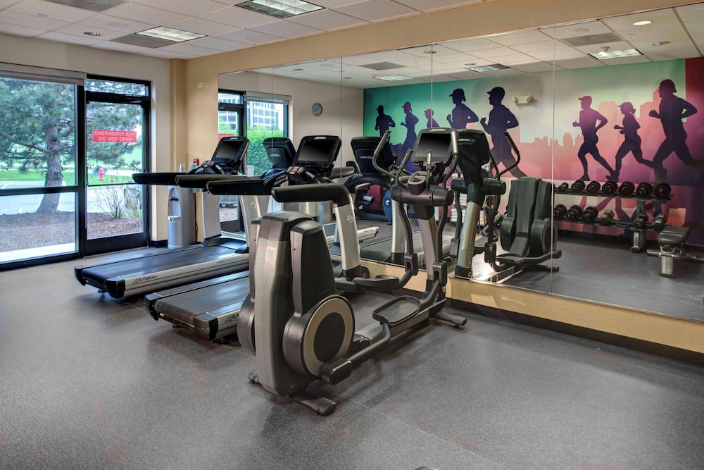 Hyatt Place Secaucus 24/50