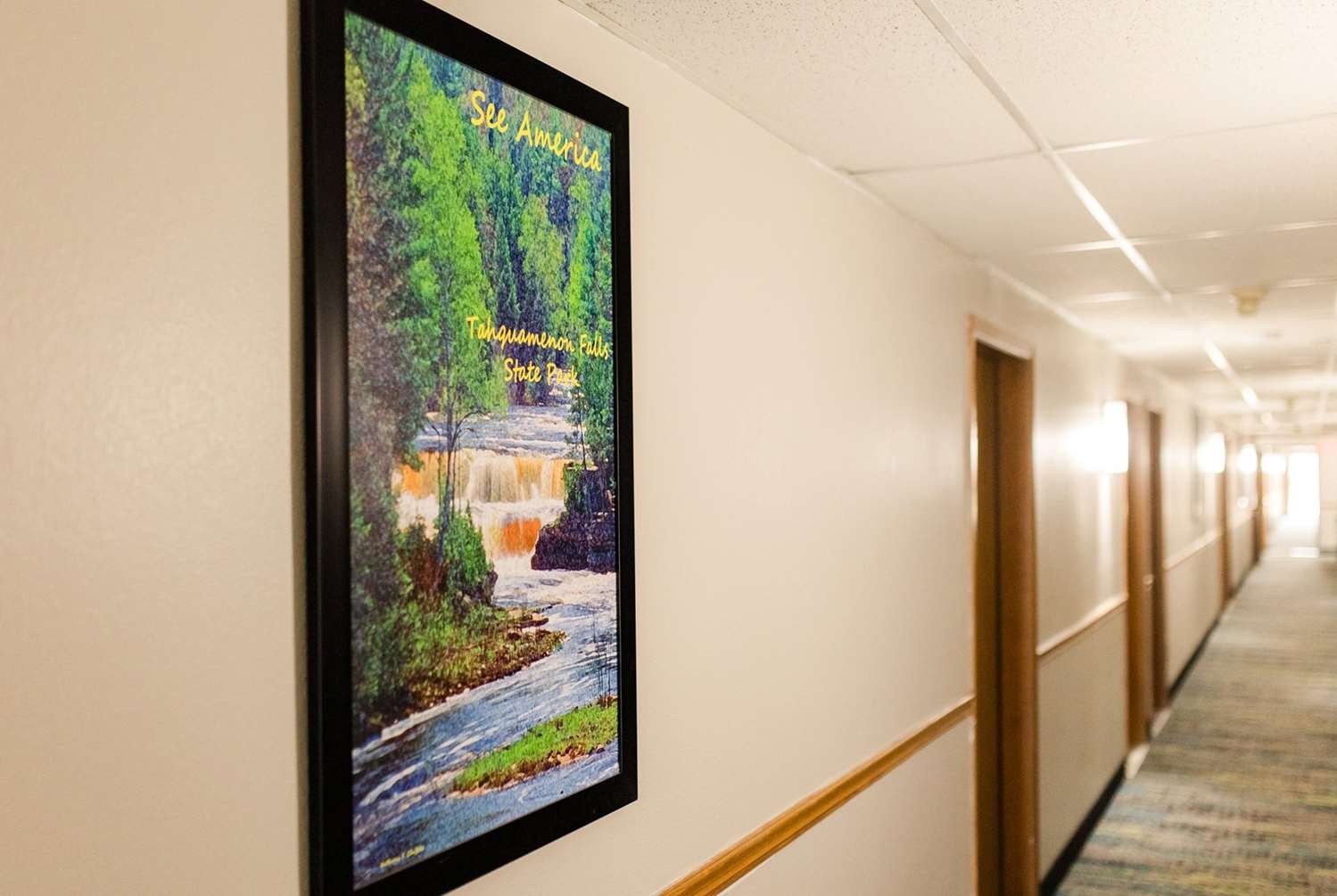 Travelodge by Wyndham Escanaba 6/46