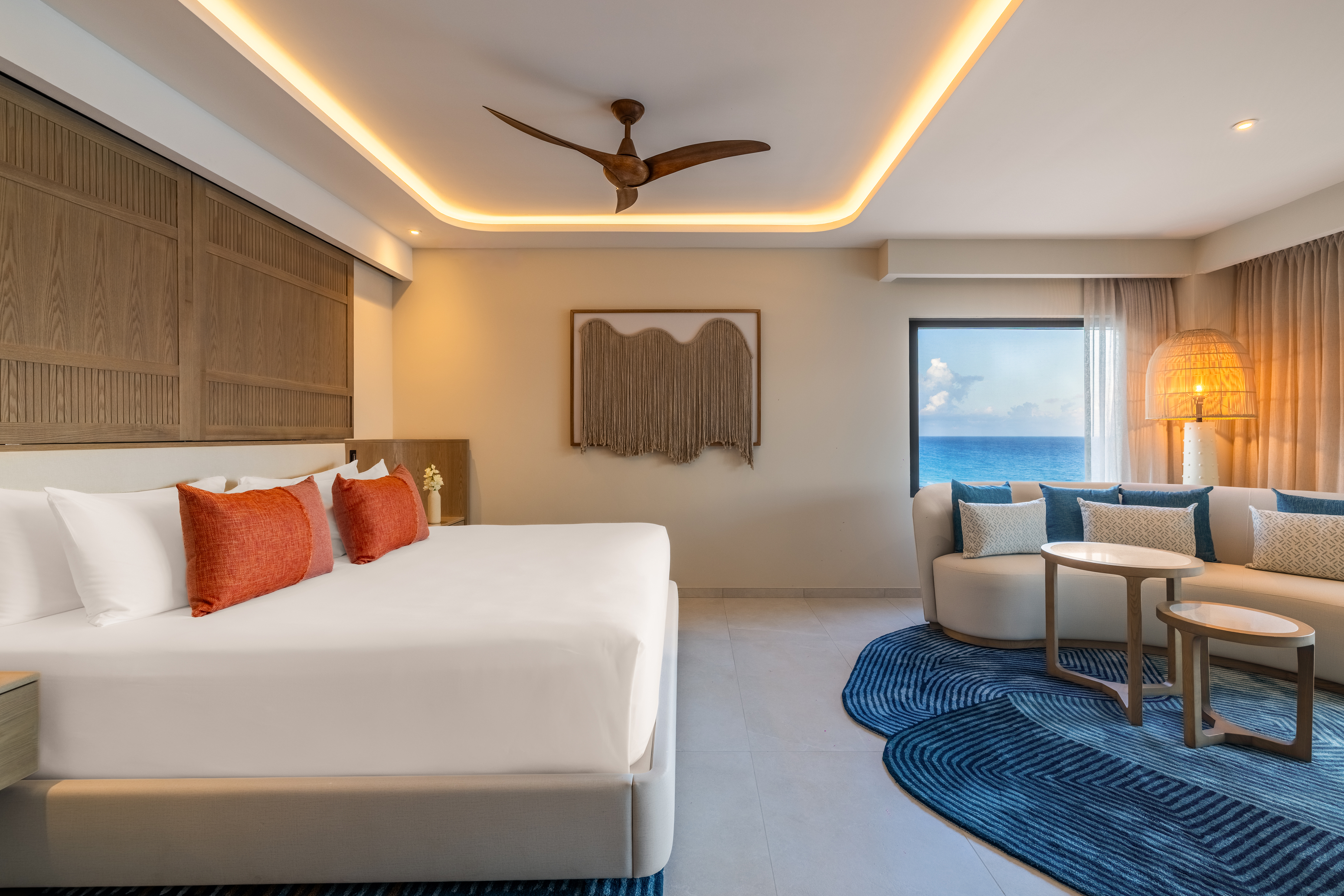 Luxury, Suite, King Bed, Ocean Front