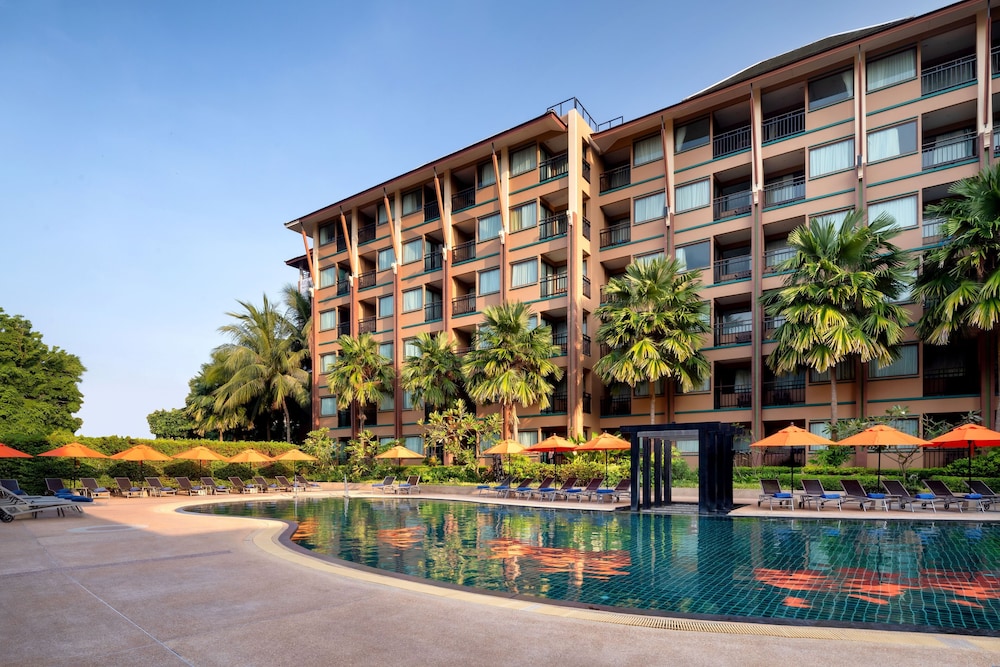 Novotel Phuket Vintage Park 4/60