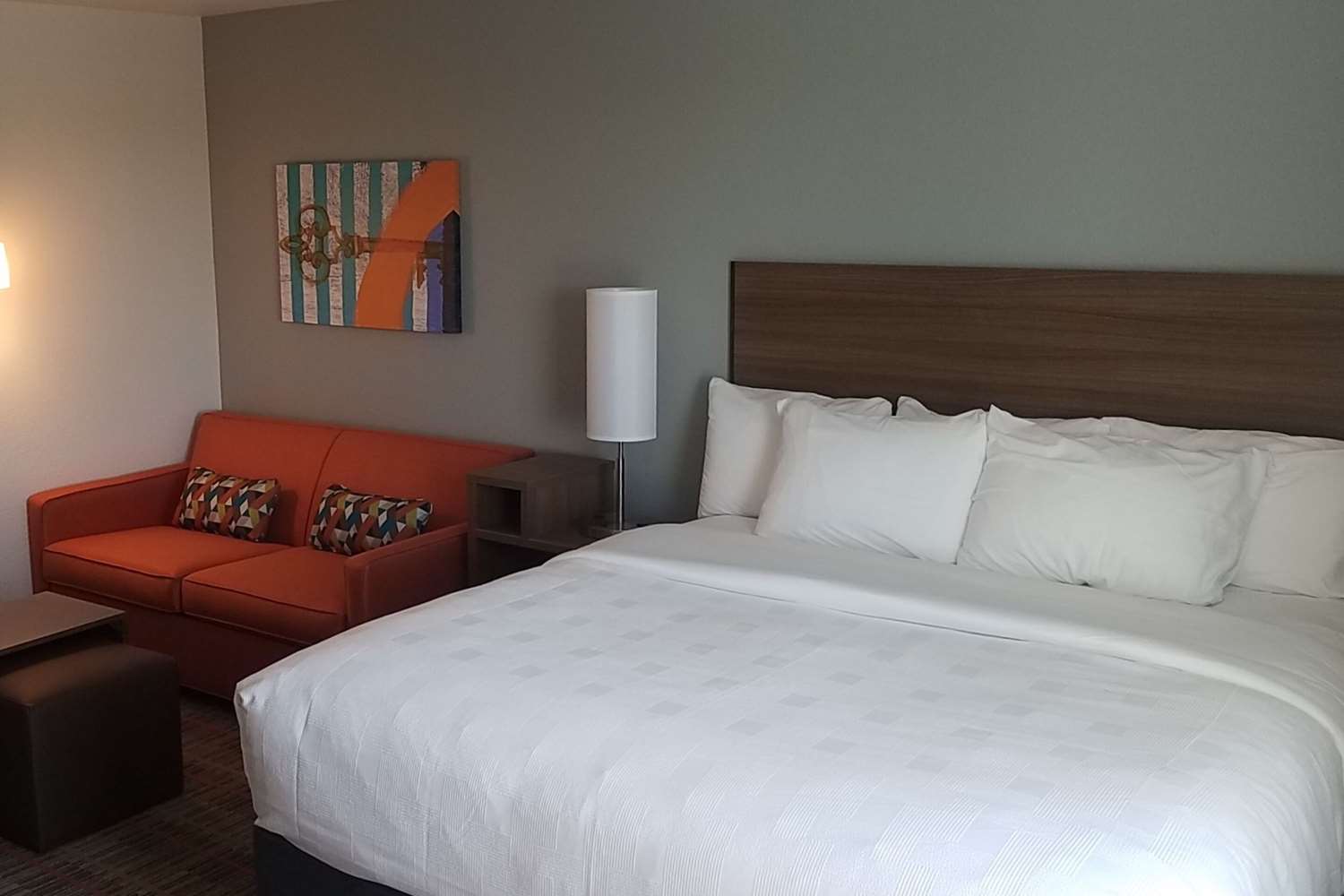 Efficiency, King Bed