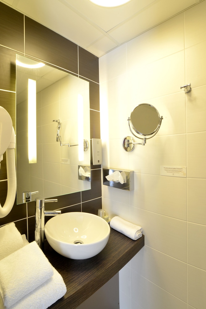 Hotel Victor Hugo Spa 62/76