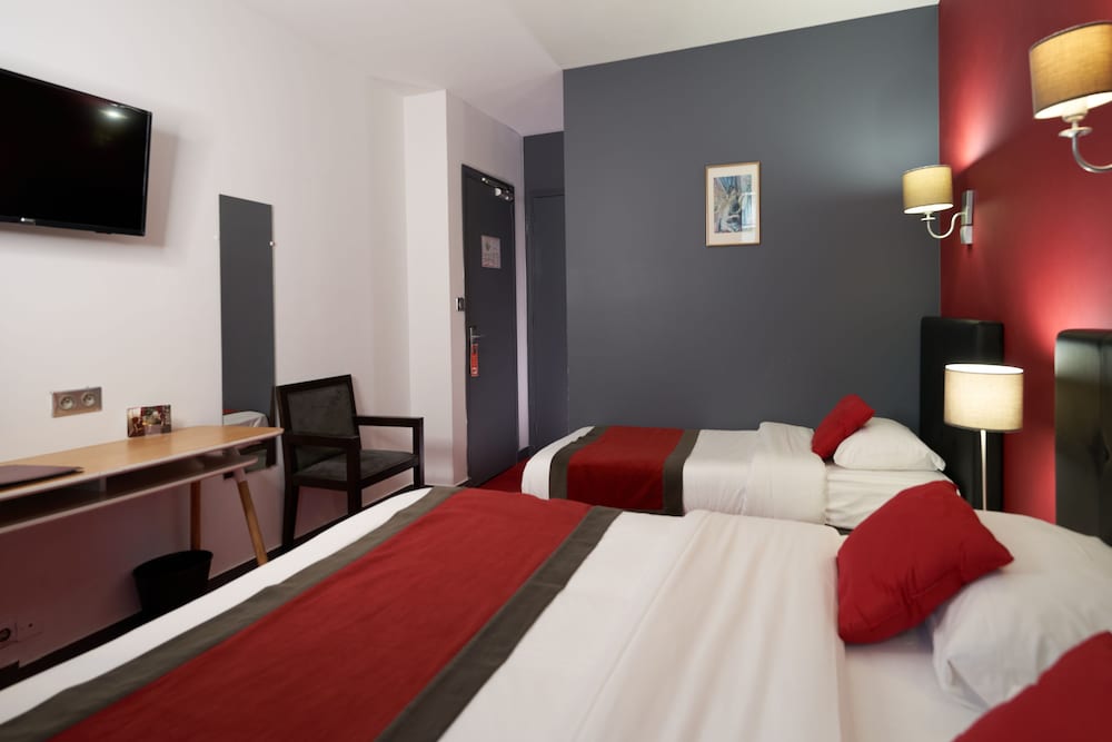 Du Theatre Hotel 10/40