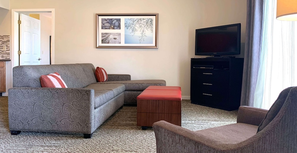 Sonesta ES Suites Chatsworth 32/53