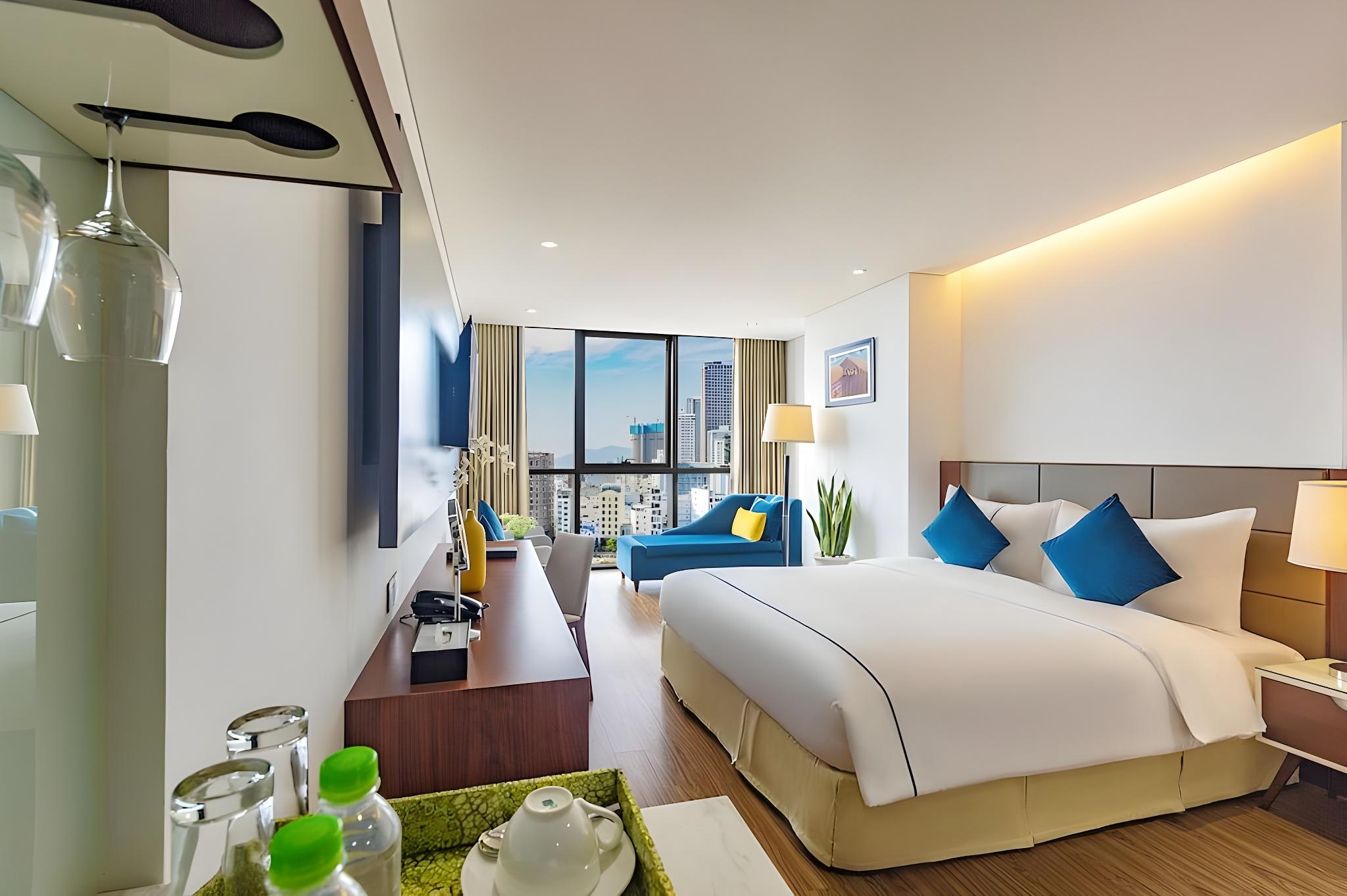 Deluxe, Suite, King Bed