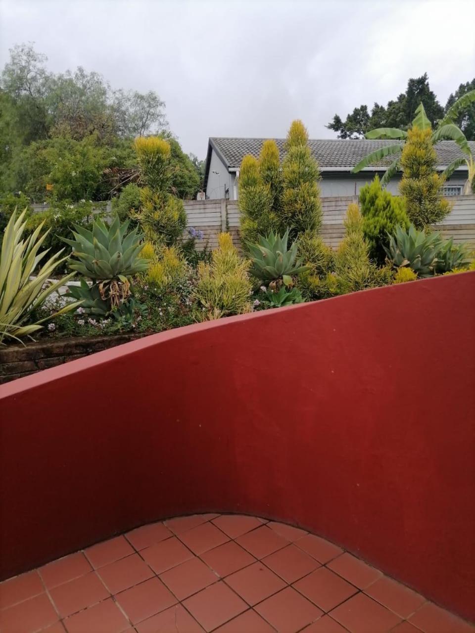Ezamampondo Guest House 4/8