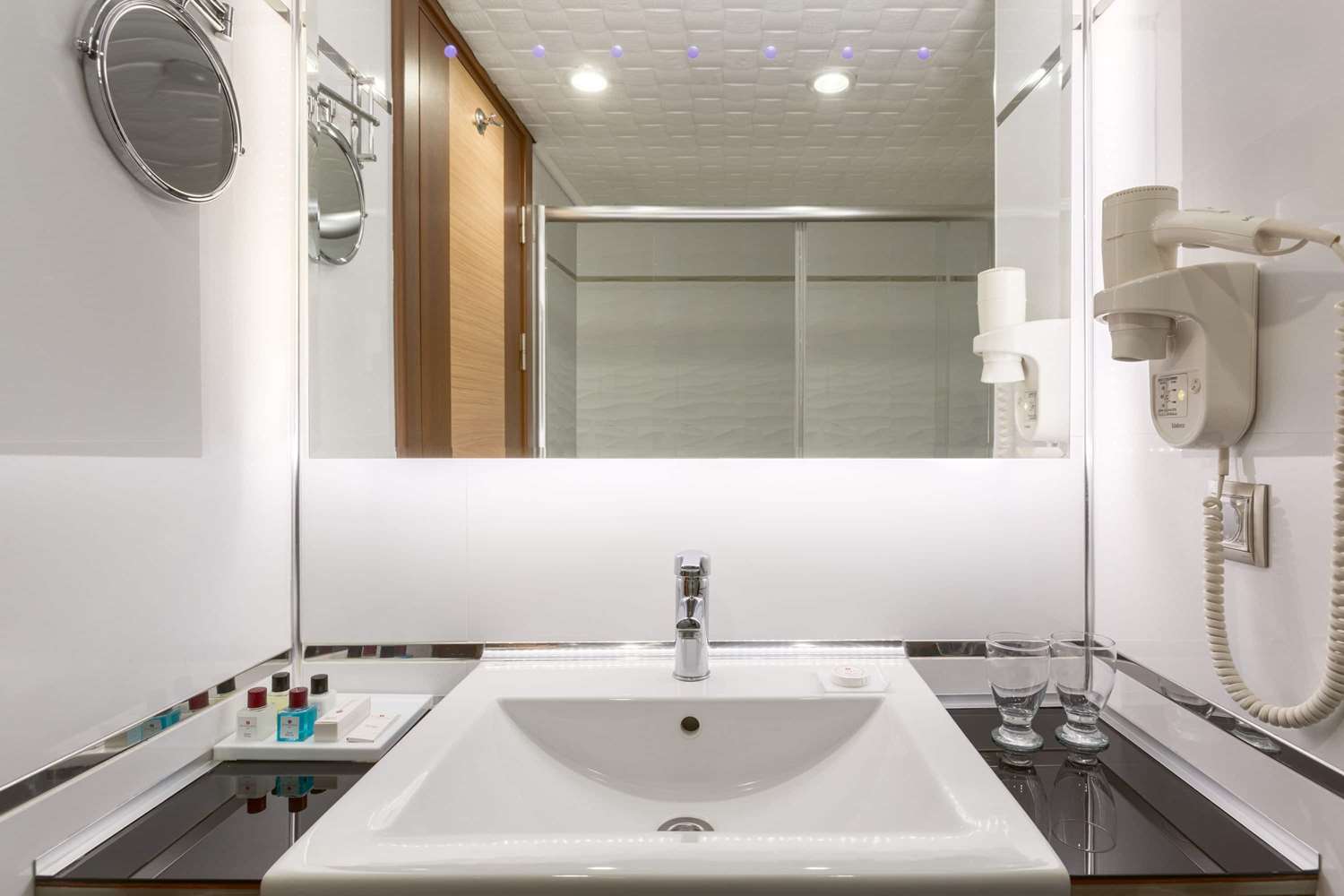 Ramada By Wyndham Usak 47/48