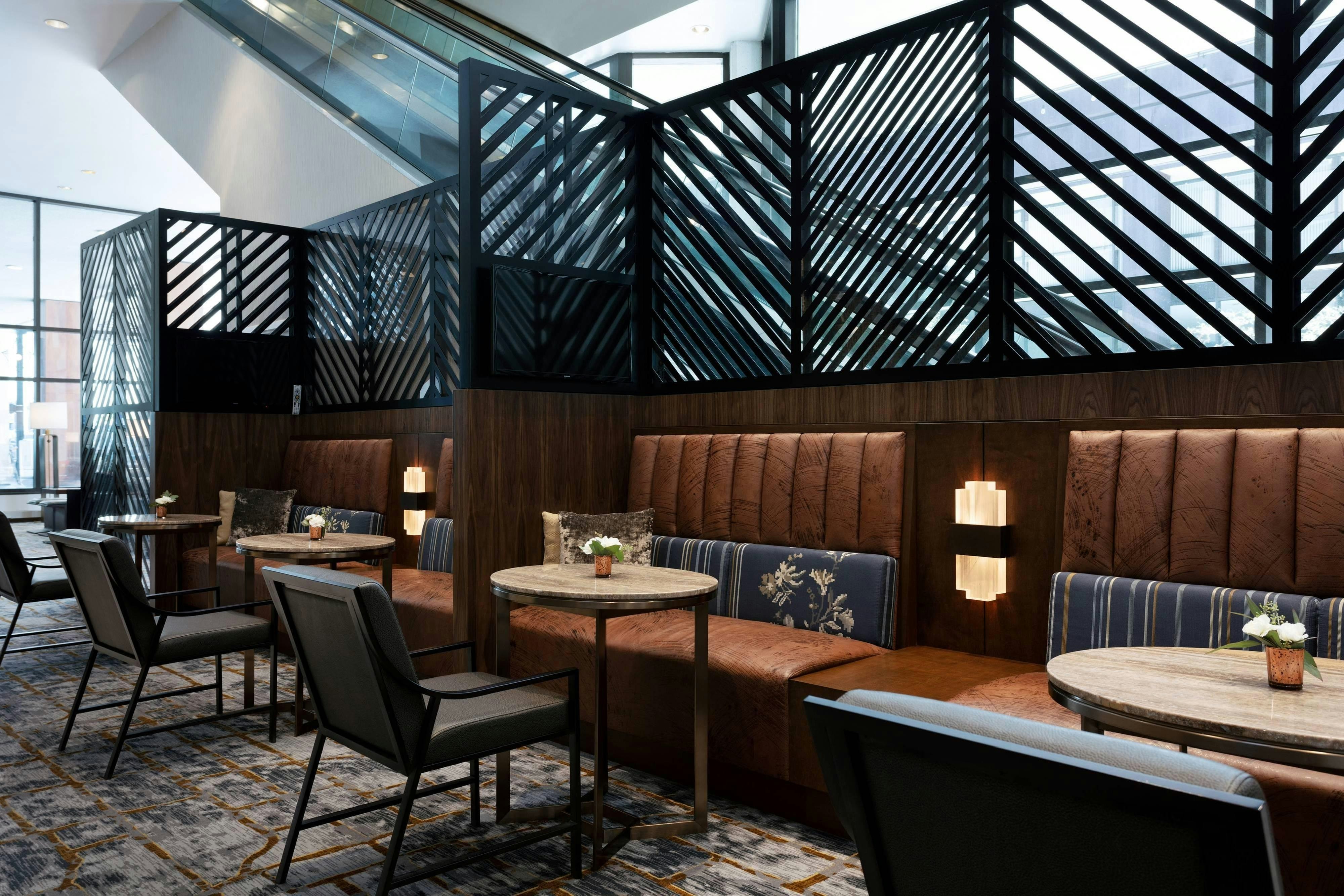 Des Moines Marriott Downtown 62/64