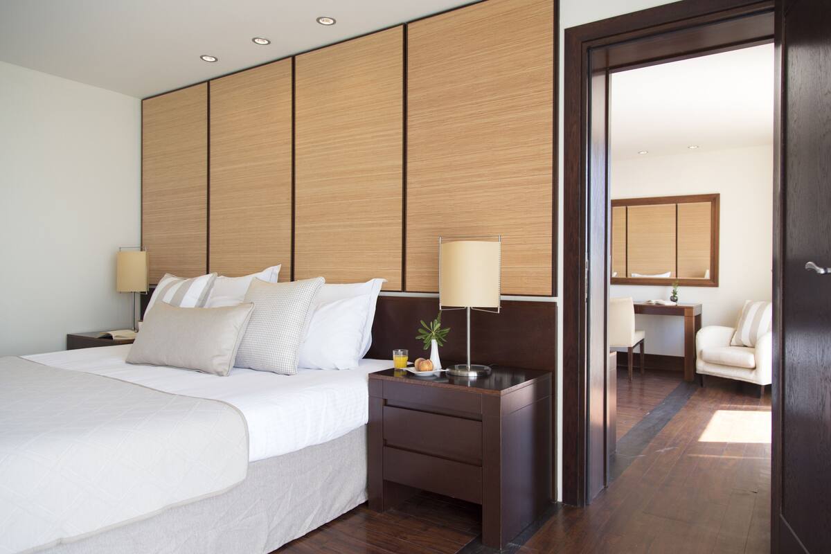 2 Bedrooms, Suite, Lateral Side Sea View