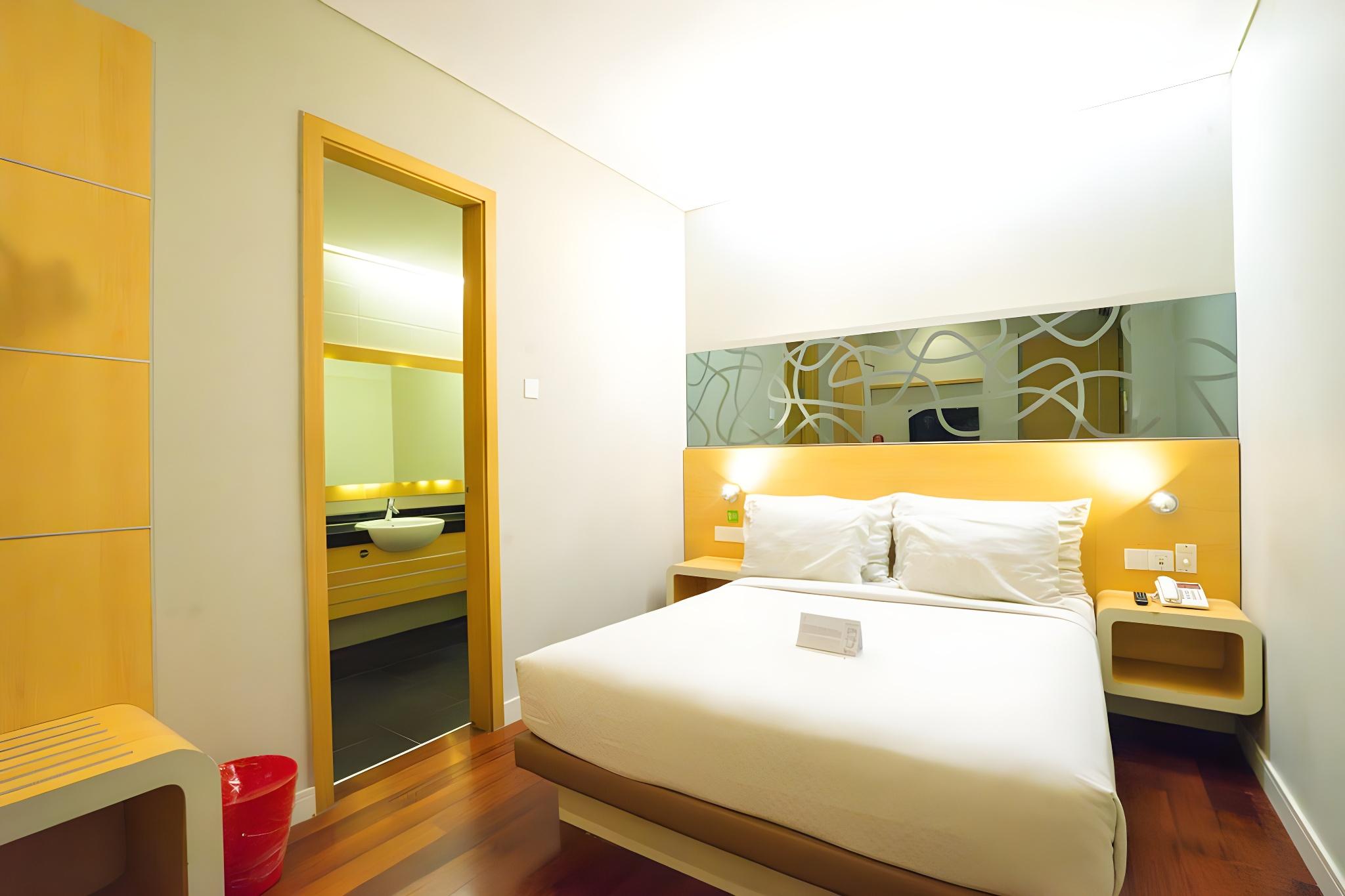 Life Hotel Stasiun Kota Surabaya 14/29