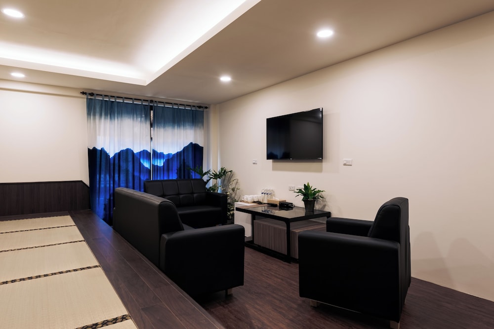 Zhuo Ye Cottage 29/50