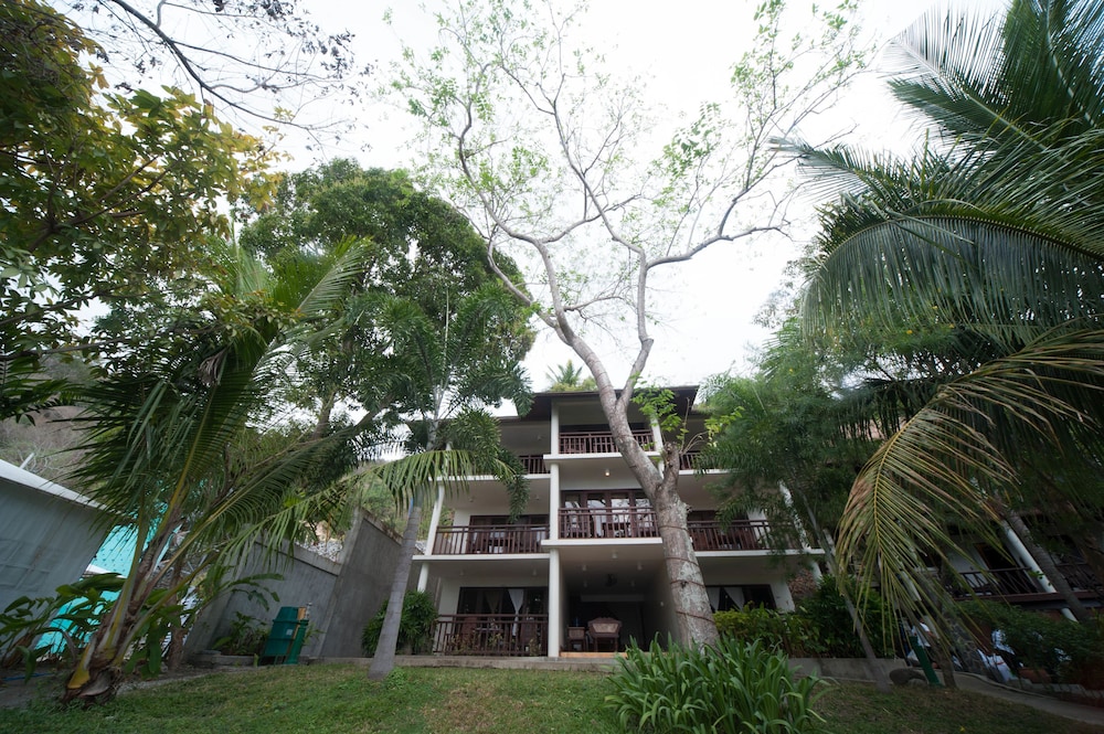 Palm Beach Resort 39/48