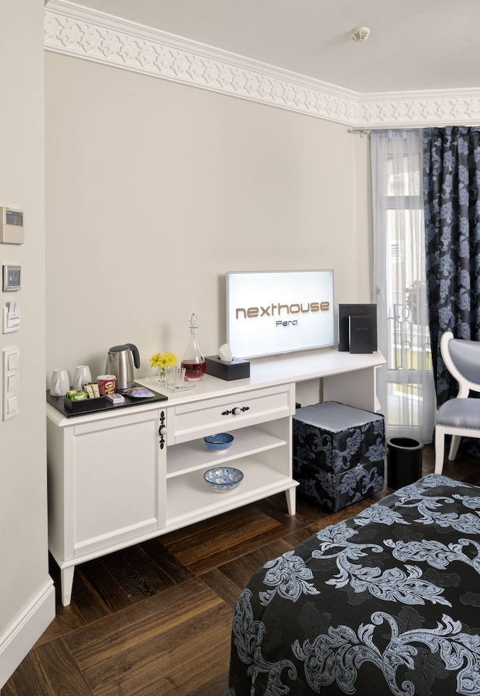 Nexthouse Pera 39/42