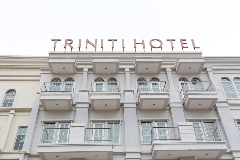 Triniti Hotel Batam photo4