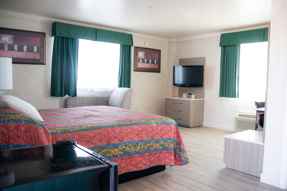Discovery Inn 17/34