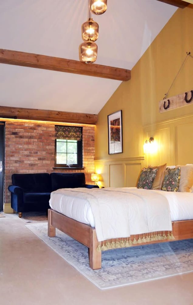 Hillcroft Self Catering 18/50
