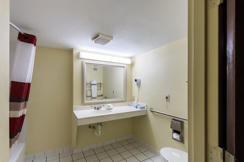 Red Roof Inn Morehead 35/56