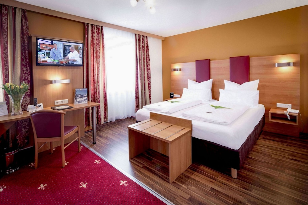 Hotel Burgschmiet 15/48