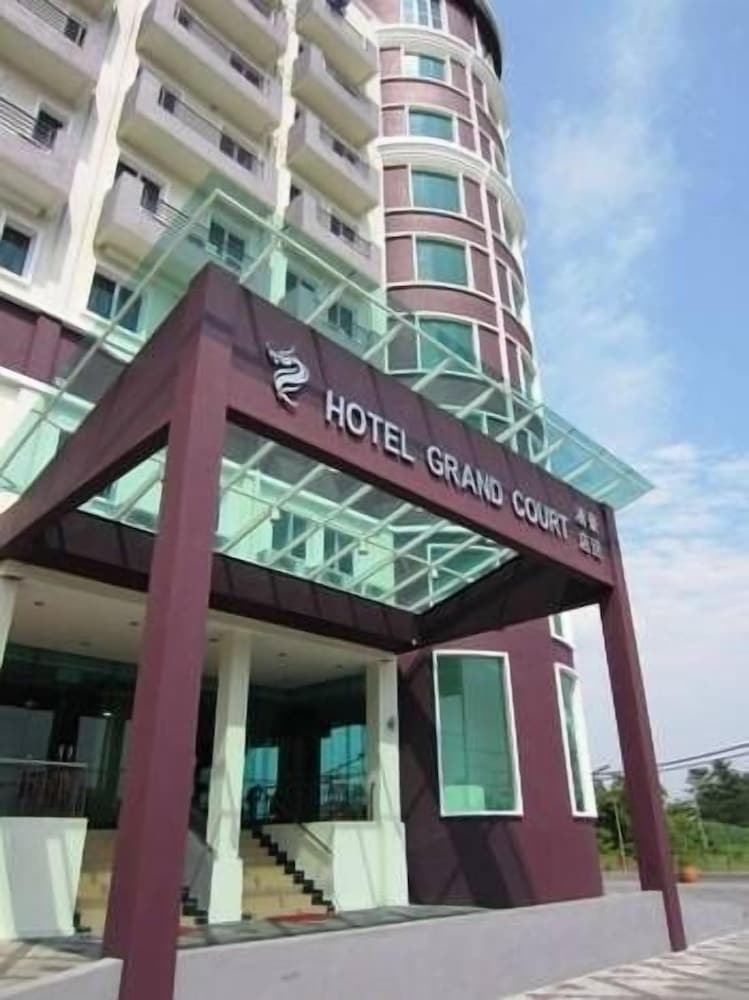 Grand Court Hotel 2/56