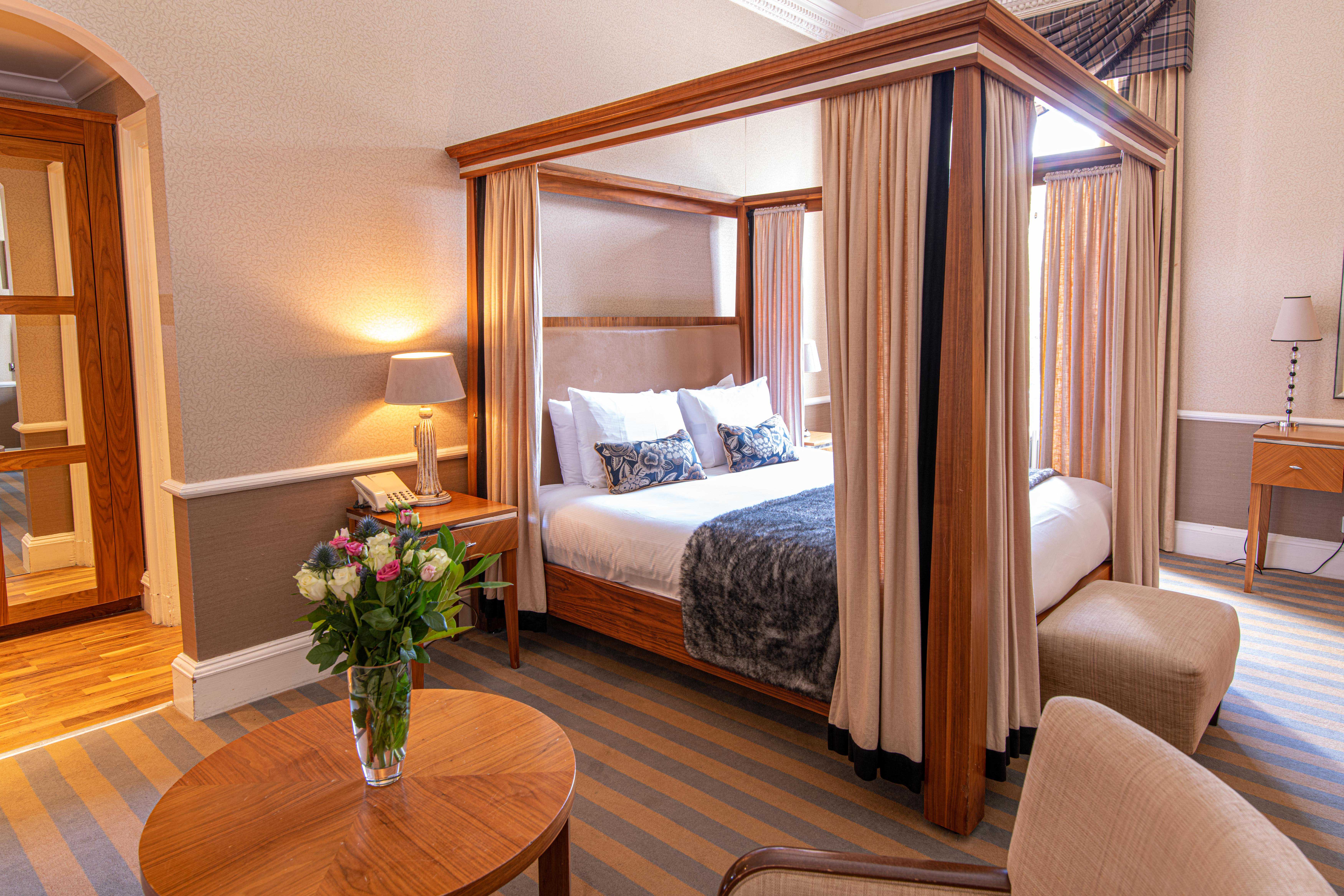Dukes Suite