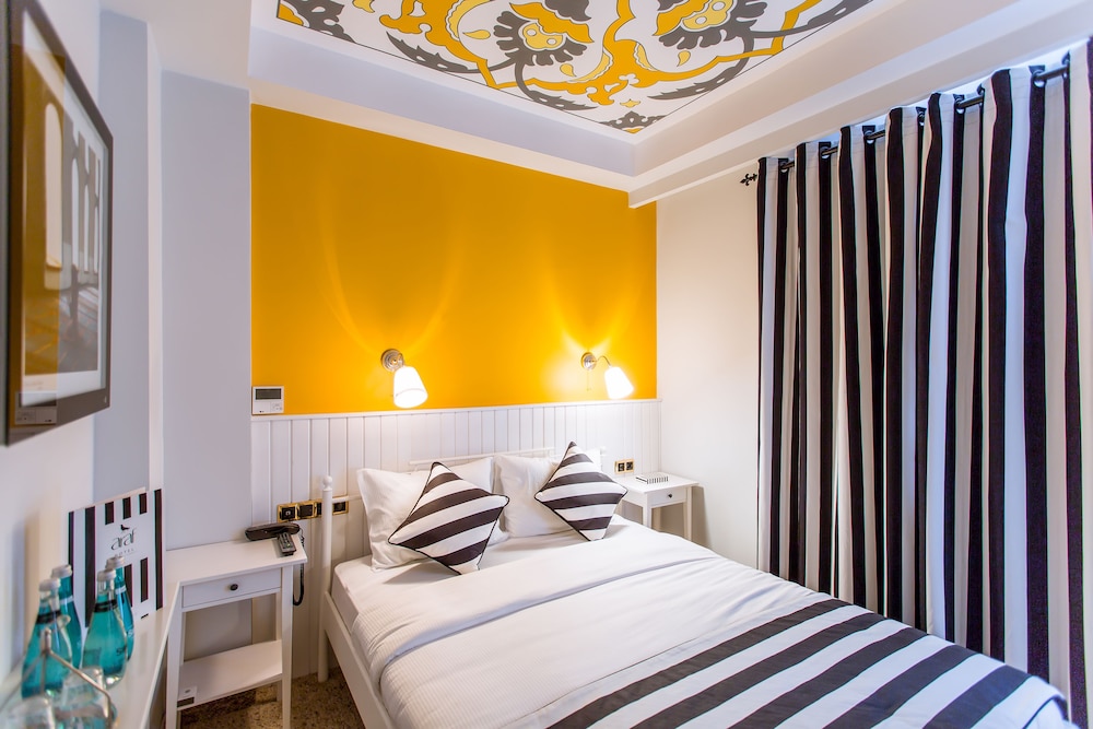 Araf Hotel 4/50