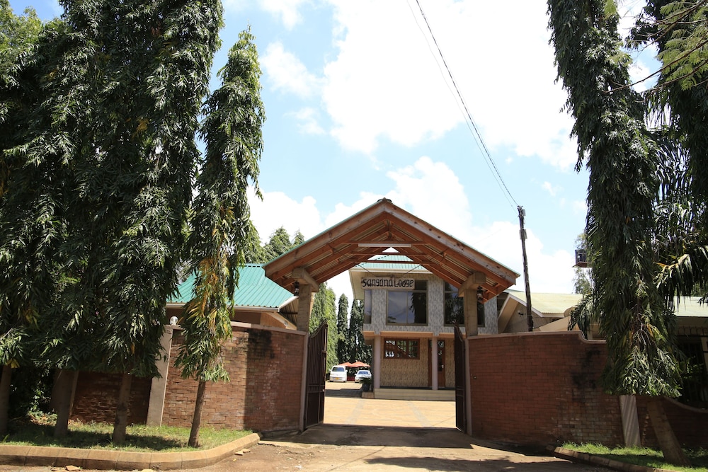 Sangana Lodge 42/50