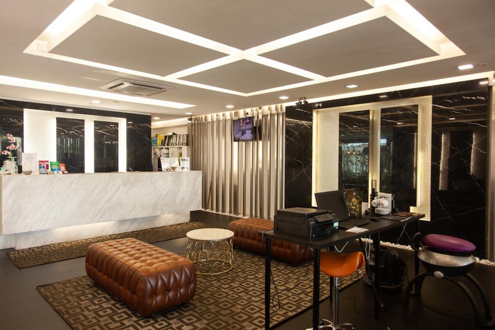M Design Hotel At Shamelin Perkasa 5/32