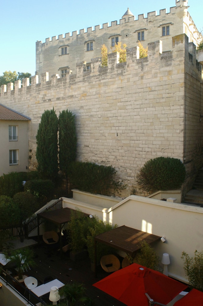 Mercure Pont D'avignon Centre in AVIGNON